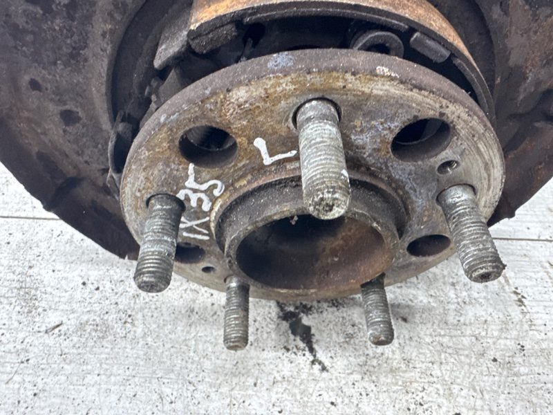 Цапфа задняя левая со ступицей Hyundai IX35 2009-2015 527102Y800 (Арт. 68971) Цапфа задняя левая со ступицей Hyundai IX35 2009-2015 527102Y800 (Арт. 68971)