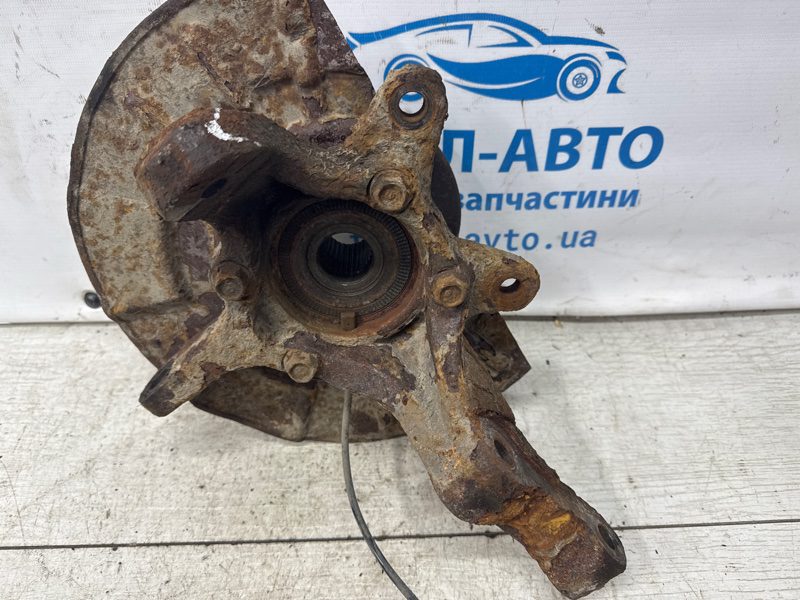 Кулак поворотный левый со ступицей Suzuki Grand Vitara 2005-2016 4515165J00 (Арт. 68972) Кулак поворотный левый со ступицей Suzuki Grand Vitara 2005-2016 4515165J00 (Арт. 68972)