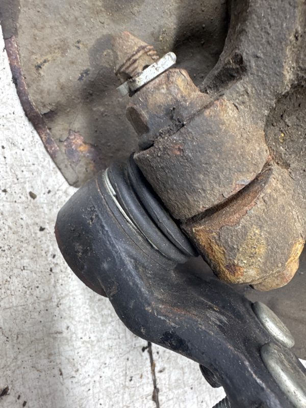 Кулак поворотный правый со ступицей Hyundai IX35 2009-2015 517162Y500 (Арт. 68977) Кулак поворотный правый со ступицей Hyundai IX35 2009-2015 517162Y500 (Арт. 68977)