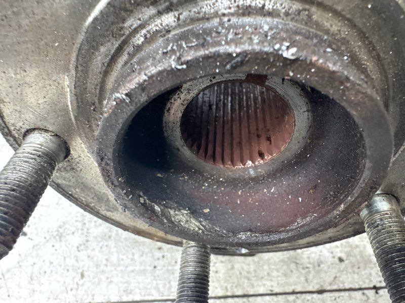 Кулак поворотный правый со ступицей Hyundai IX35 2009-2015 517162Y500 (Арт. 68977) Кулак поворотный правый со ступицей Hyundai IX35 2009-2015 517162Y500 (Арт. 68977)