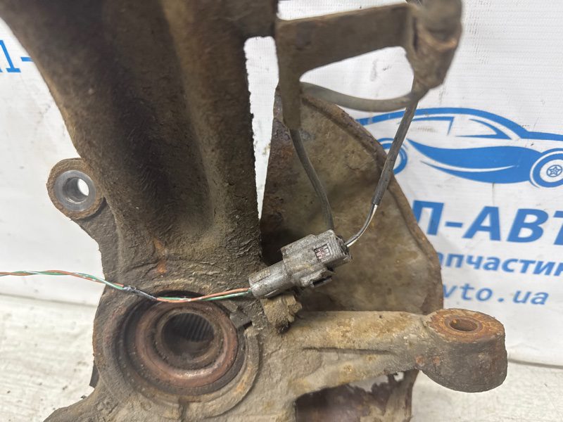 Кулак поворотный правый со ступицей Mazda 6 2007-2013 GS1D33021 (Арт. 68980) Кулак поворотный правый со ступицей Mazda 6 2007-2013 GS1D33021 (Арт. 68980)