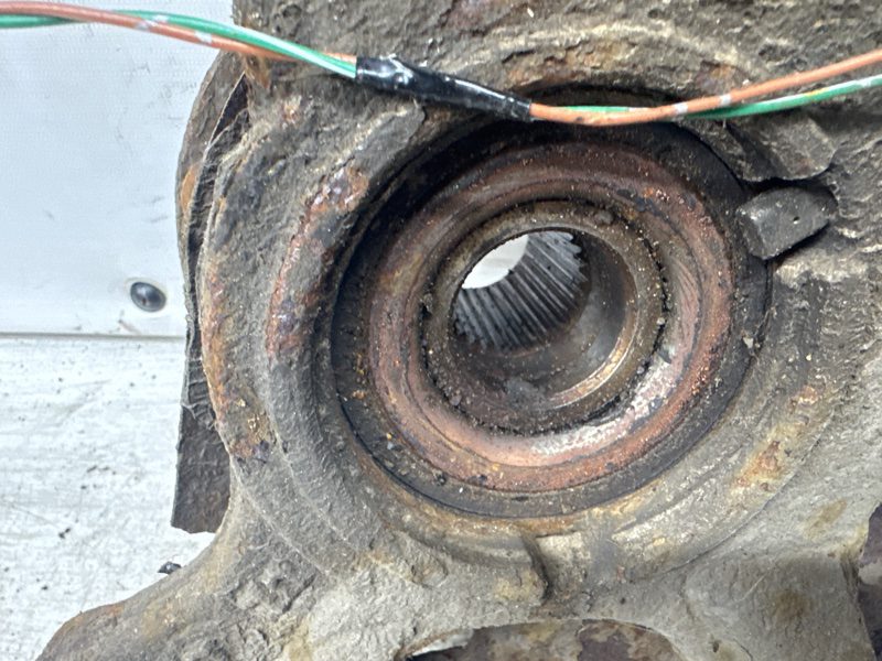 Кулак поворотный правый со ступицей Mazda 6 2007-2013 GS1D33021 (Арт. 68980) Кулак поворотный правый со ступицей Mazda 6 2007-2013 GS1D33021 (Арт. 68980)