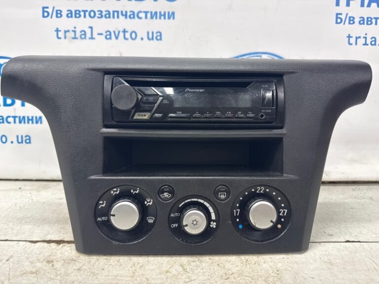 Блок управления климат-контролем Mitsubishi Outlander 2003-2006 MR979972HA (Арт. 69001)
