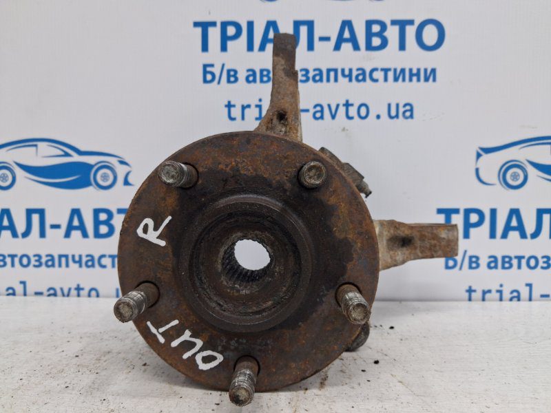 Кулак поворотный правый со ступицей Mitsubishi Outlander 2003-2006 MR491326 (Арт. 69007) Кулак поворотный правый со ступицей Mitsubishi Outlander 2003-2006 MR491326 (Арт. 69007)