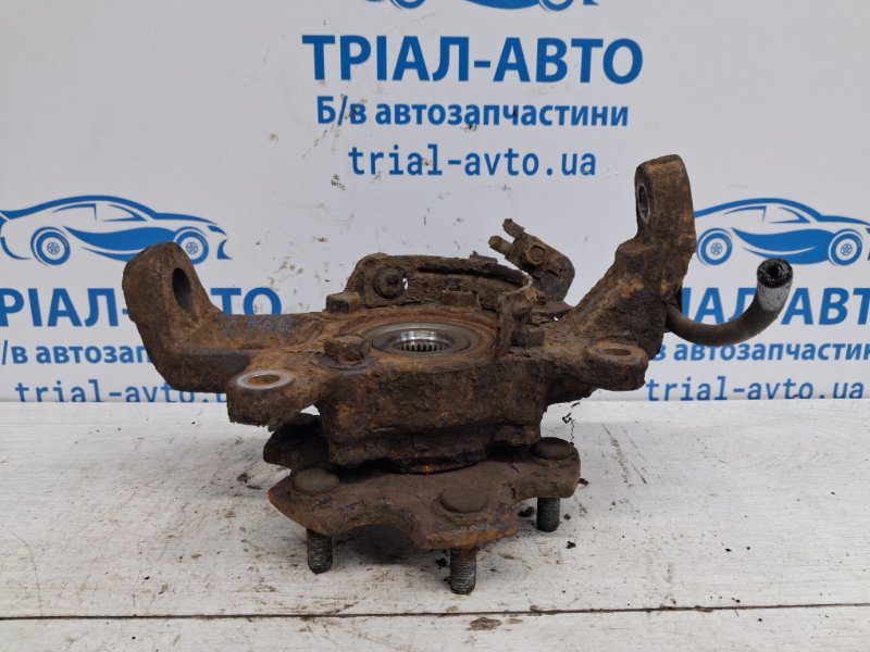 Кулак поворотный правый со ступицей Mitsubishi Pajero Wagon 1999-2006 MR374502 (Арт. 69049) Кулак поворотный правый со ступицей Mitsubishi Pajero Wagon 1999-2006 MR374502 (Арт. 69049)