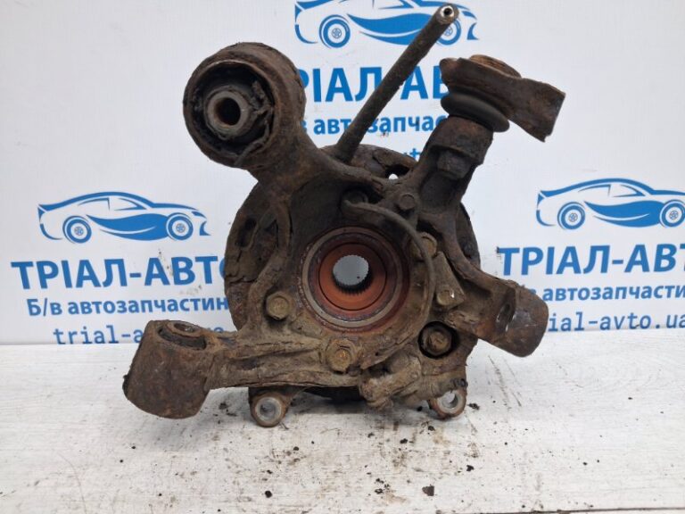 Цапфа задняя правая со ступицей Mitsubishi Pajero Wagon 1999-2006 MR992532 (Арт. 69051)