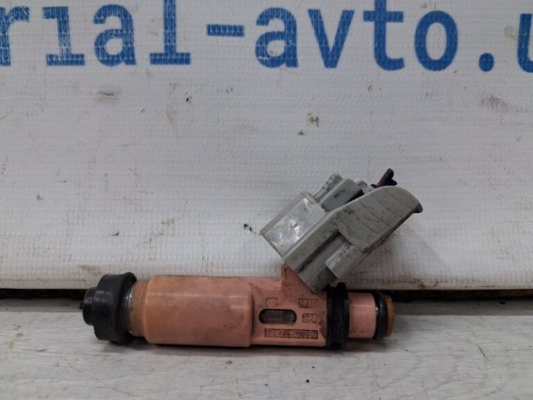 Форсунка топливная Toyota Camry 2001-2006 2320920030 (Арт. 69134)