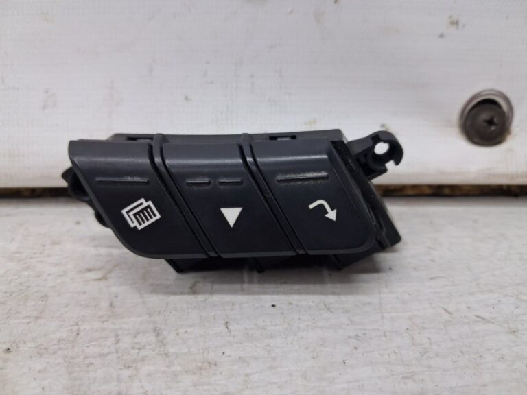 Кнопки руля Hyundai Santa fe 2012-2019 967202W000RYN (Арт. 69154)