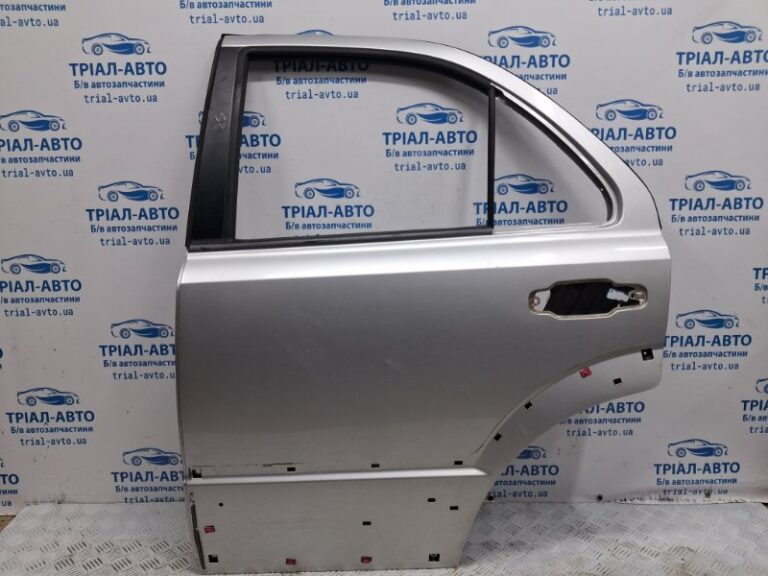 Дверь задняя левая Kia Sorento 2002-2011 770033E111 (Арт. 69182)