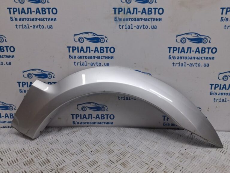 Накладка крыла Kia Sorento 2002-2011 877213E500 (Арт. 69187)