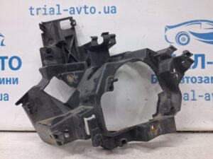 Решетка переднего бампера правая Mazda 6 2012- G46L51684 (Арт. 69259)