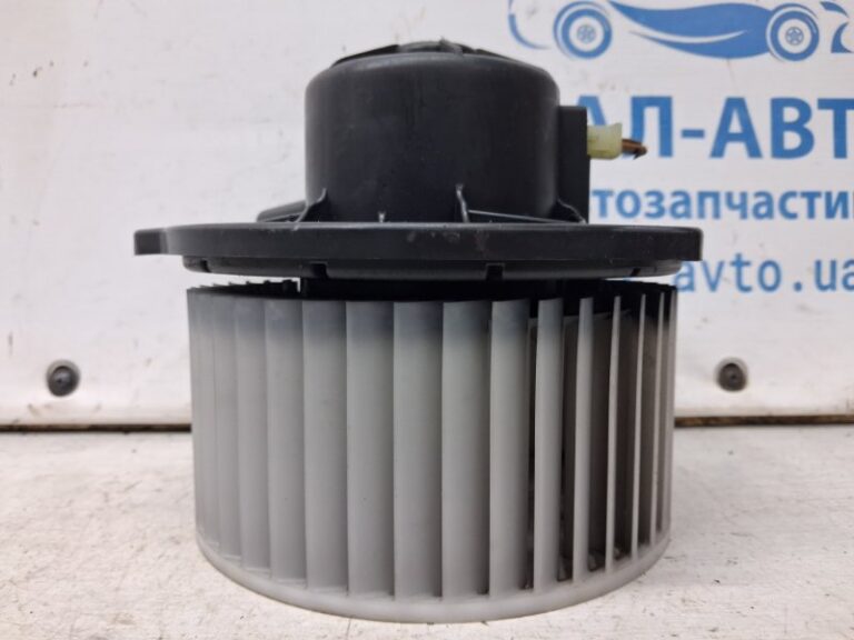 Моторчик печки Kia Sorento 2002-2011 971093E560 (Арт. 69340)