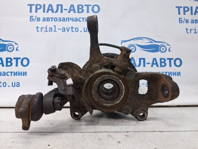 Кулак поворотный левый со ступицей Mitsubishi L200 2006-2015 MR992377 (Арт. 69614)