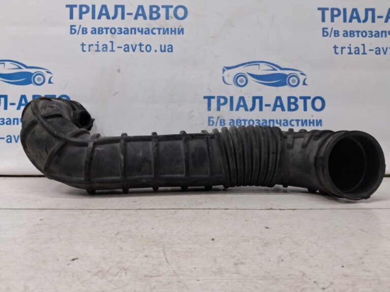 Патрубок воздушного фильтра SsangYong Korando 2010-2019 2351034102 (Арт. 69692)