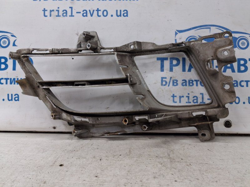 Решетка переднего бампера левая Mazda 6 2007-2013 GS7T50C21 (Арт. 69713) Решетка переднего бампера левая Mazda 6 2007-2013 GS7T50C21 (Арт. 69713)