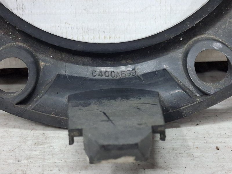 Решетка противотуманки правая Mitsubishi Outlander 2007-2012 6400A739 (Арт. 69718) Решетка противотуманки правая Mitsubishi Outlander 2007-2012 6400A739 (Арт. 69718)