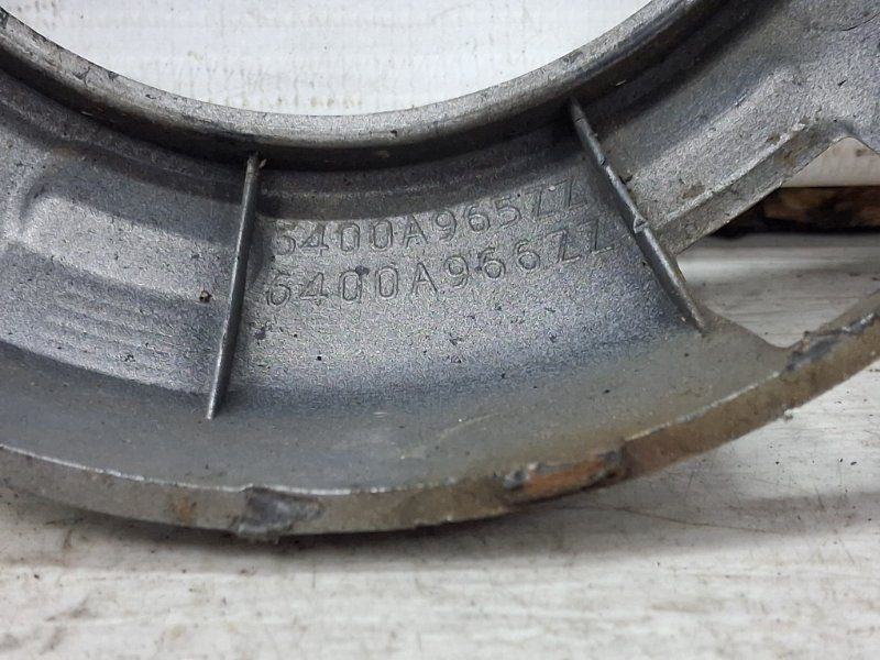Решетка противотуманки левая Mitsubishi L200 2006-2015 6400A965HB (Арт. 69719) Решетка противотуманки левая Mitsubishi L200 2006-2015 6400A965HB (Арт. 69719)