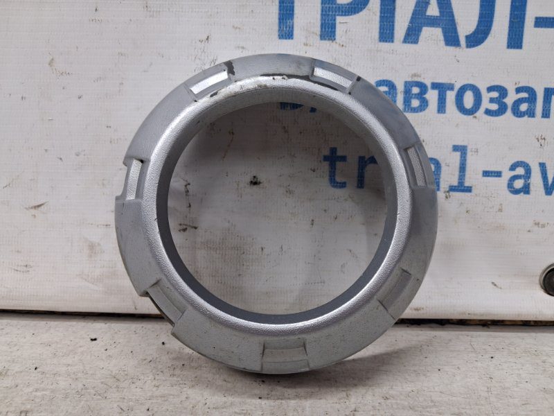 Решетка противотуманки правая Mitsubishi L200 2006-2015 6400A965HB (Арт. 69720) Решетка противотуманки правая Mitsubishi L200 2006-2015 6400A965HB (Арт. 69720)