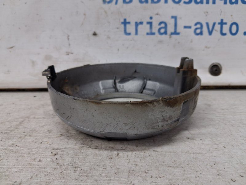 Решетка противотуманки правая Mitsubishi L200 2006-2015 6400A965HB (Арт. 69720) Решетка противотуманки правая Mitsubishi L200 2006-2015 6400A965HB (Арт. 69720)