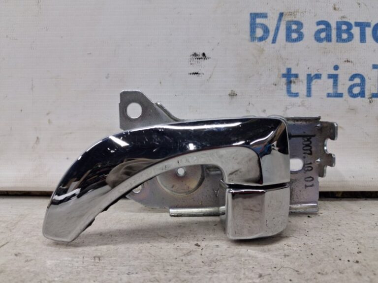 Ручка двери внутренняя левая Kia Sorento 2002-2011 826103E000CY (Арт. 69884)