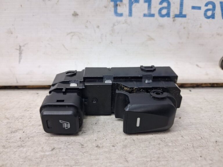Кнопка стеклоподъемника Hyundai IX35 2009-2015 3835211310 (Арт. 69893)