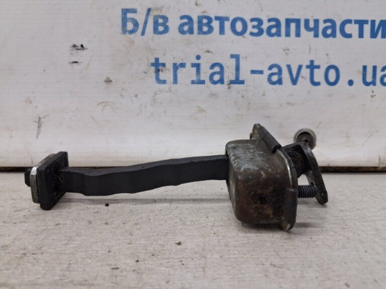 Ограничитель двери задний левый Hyundai IX35 2009-2015 794802Y000 (Арт. 69895)