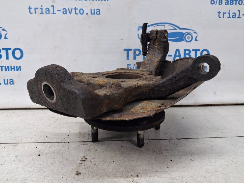 Кулак поворотный правый со ступицей Kia Sorento 2002-2011 517163E250 (Арт. 70025) Кулак поворотный правый со ступицей Kia Sorento 2002-2011 517163E250 (Арт. 70025)