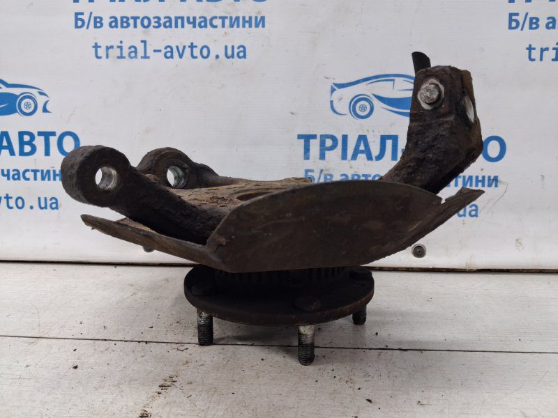 Кулак поворотный правый со ступицей Kia Sorento 2002-2011 517163E250 (Арт. 70025) Кулак поворотный правый со ступицей Kia Sorento 2002-2011 517163E250 (Арт. 70025)