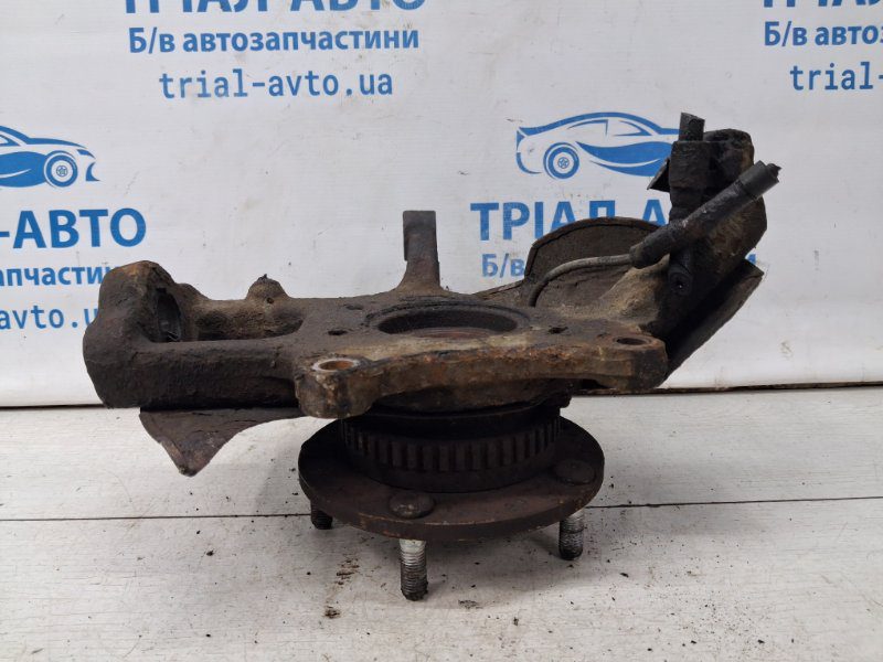 Кулак поворотный левый со ступицей Kia Sorento 2002-2011 517153E250 (Арт. 70026) Кулак поворотный левый со ступицей Kia Sorento 2002-2011 517153E250 (Арт. 70026)