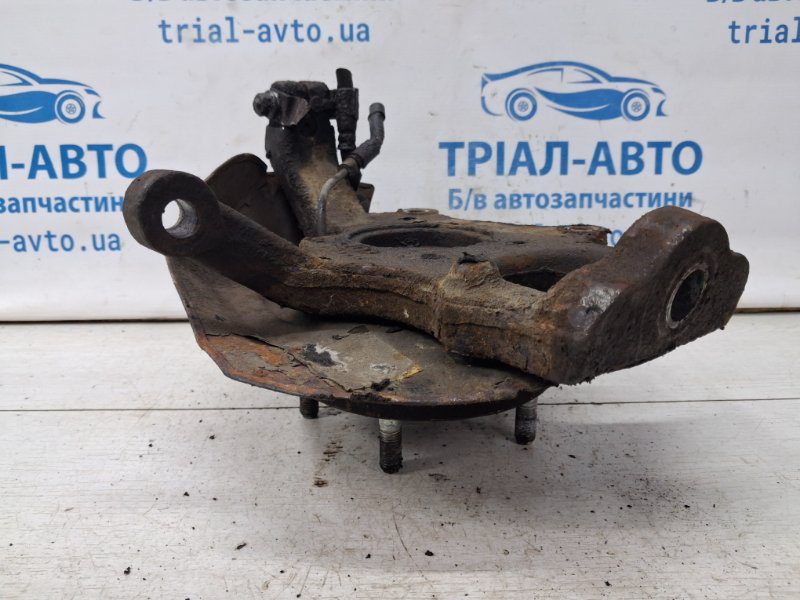Кулак поворотный левый со ступицей Kia Sorento 2002-2011 517153E250 (Арт. 70026) Кулак поворотный левый со ступицей Kia Sorento 2002-2011 517153E250 (Арт. 70026)