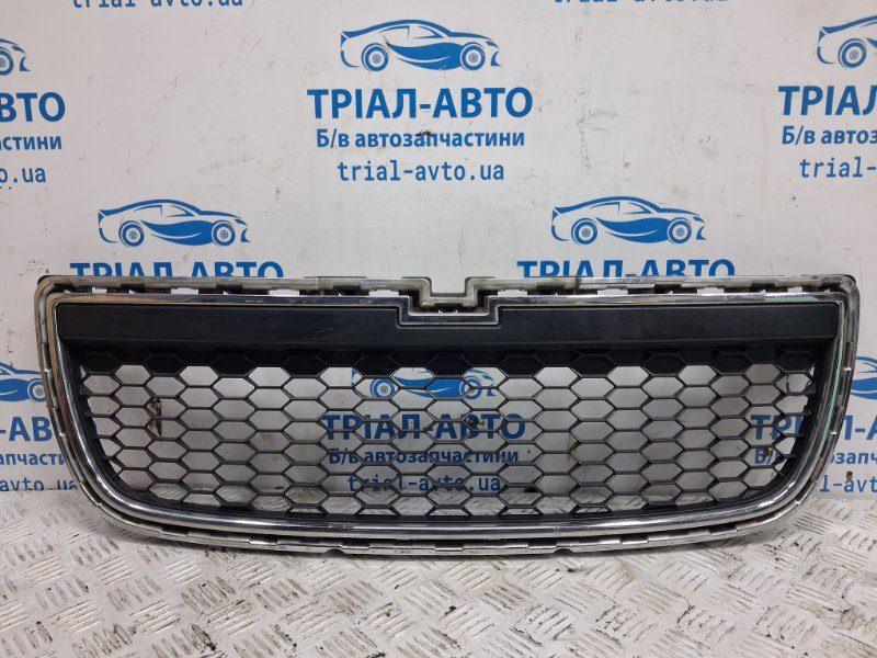Решетка радиатора Chevrolet Captiva 2006-2018 20969207 (Арт. 70121) Решетка радиатора Chevrolet Captiva 2006-2018 20969207 (Арт. 70121)
