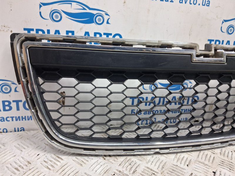 Решетка радиатора Chevrolet Captiva 2006-2018 20969207 (Арт. 70121) Решетка радиатора Chevrolet Captiva 2006-2018 20969207 (Арт. 70121)