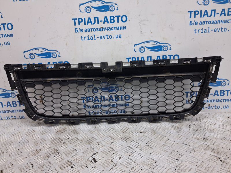 Решетка радиатора Chevrolet Captiva 2006-2018 20969207 (Арт. 70121) Решетка радиатора Chevrolet Captiva 2006-2018 20969207 (Арт. 70121)