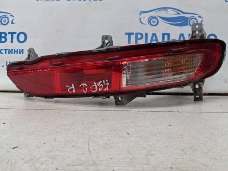 Катафот правый Kia Sportage 2015-2022 92406D9220 (Арт. 70176)