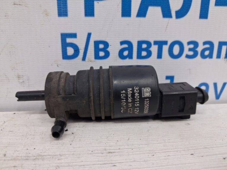 Насос омывателя стекла Chevrolet Captiva 2006-2018 13250356 (Арт. 70401)