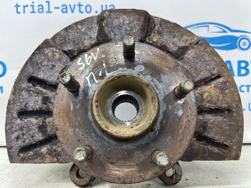 Кулак поворотный левый со ступицей Suzuki Grand Vitara 2005-2016 4515165J00 (Арт. 70566) Кулак поворотный левый со ступицей Suzuki Grand Vitara 2005-2016 4515165J00 (Арт. 70566)