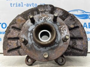 Кулак поворотный правый со ступицей Suzuki Grand Vitara 2005-2016 4511165J00 (Арт. 70568)