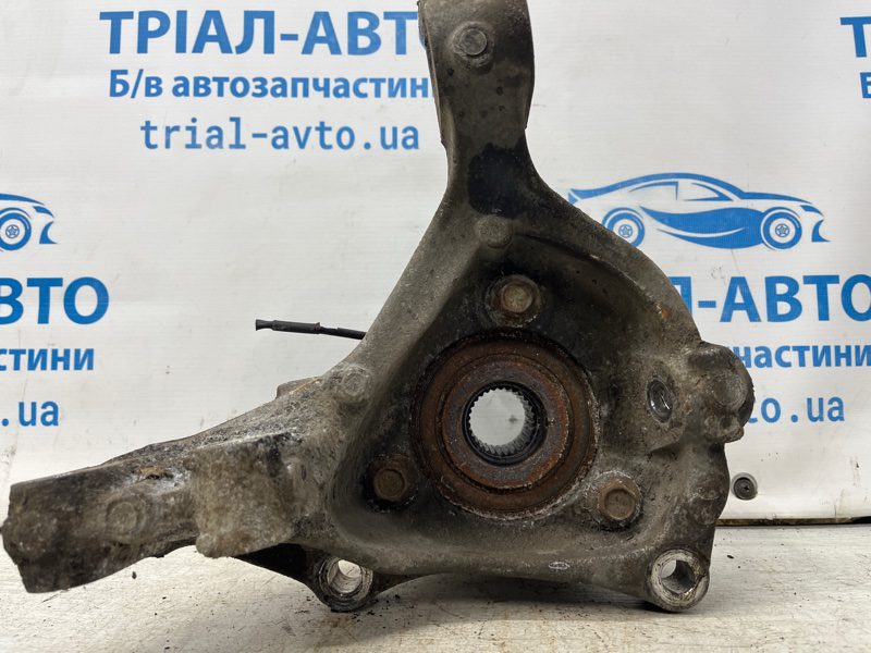 Кулак поворотный правый со ступицей Chevrolet Captiva 2006-2018 25944110 (Арт. 70570) Кулак поворотный правый со ступицей Chevrolet Captiva 2006-2018 25944110 (Арт. 70570)