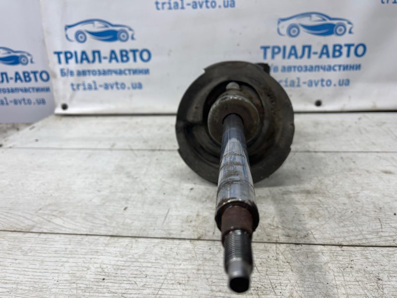 Амортизатор передний правый Hyundai Santa fe 2005-2012 546602B510 (Арт. 70584) Амортизатор передний правый Hyundai Santa fe 2005-2012 546602B510 (Арт. 70584)