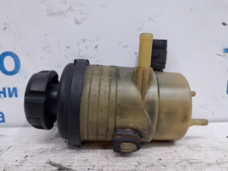 Бачок ГУР Hyundai Santa fe 2005-2012 571502B001 (Арт. 70590)