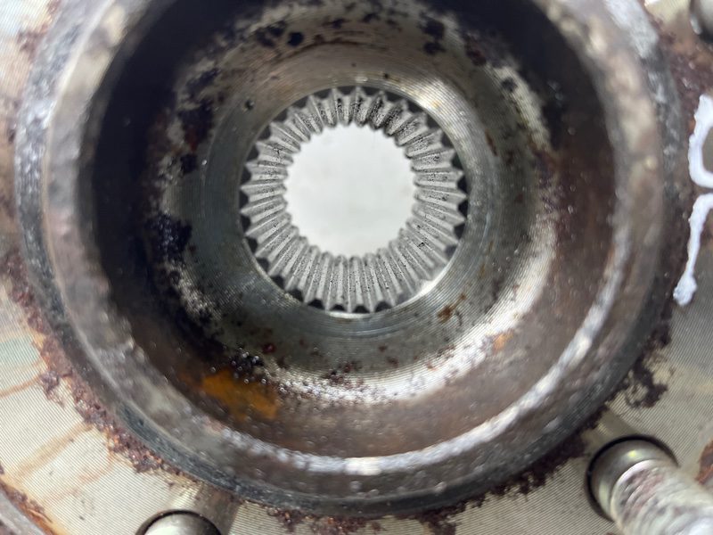 Цапфа задняя левая со ступицей Hyundai Santa fe 2005-2012 527102P000 (Арт. 70628) Цапфа задняя левая со ступицей Hyundai Santa fe 2005-2012 527102P000 (Арт. 70628)
