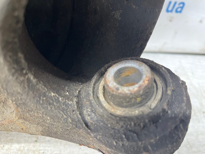 Цапфа задняя левая со ступицей Hyundai Santa fe 2005-2012 527102P000 (Арт. 70628) Цапфа задняя левая со ступицей Hyundai Santa fe 2005-2012 527102P000 (Арт. 70628)