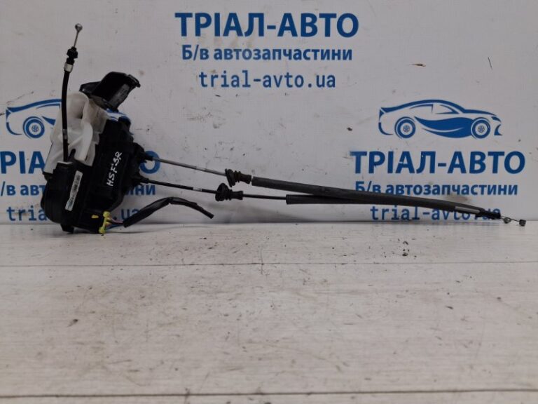 Замок двери задний правый Hyundai Santa fe 2005-2012 814202B010 (Арт. 70679)
