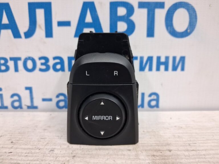 Корректор зеркал Kia Sportage 2015-2022 93530D9100 (Арт. 70801)