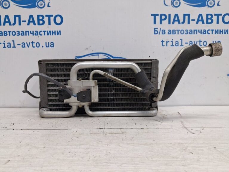 Осушитель кондиционера Toyota Prado 2002-2009  (Арт. 70814)