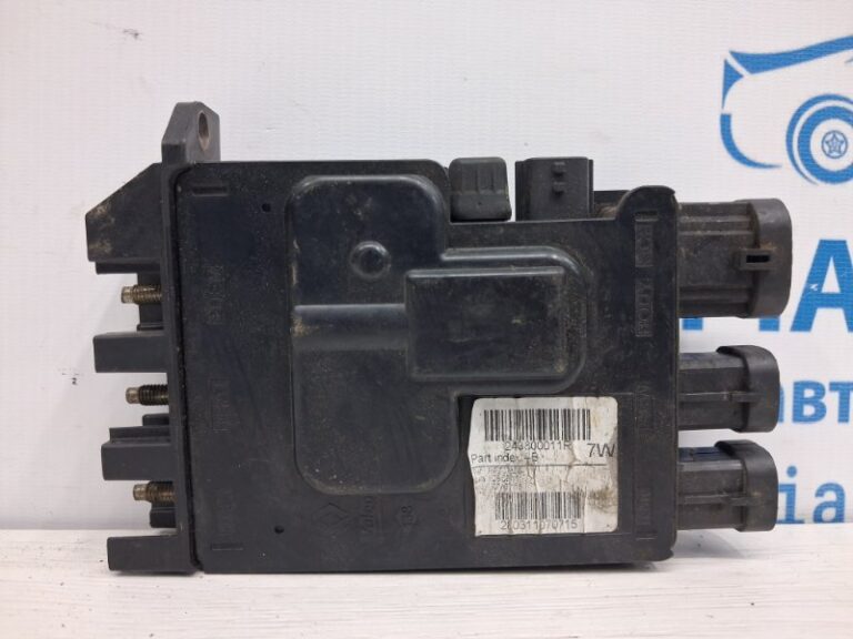 Блок управления Renault Megane 2008-2016 243800011R (Арт. 70858)