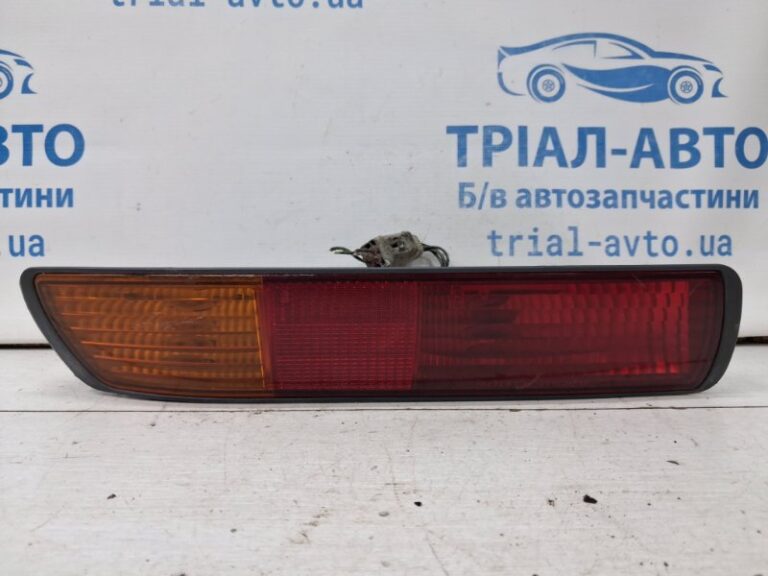 Катафот левый Mitsubishi Pajero Wagon 1999-2006 MR508783 (Арт. 71063)