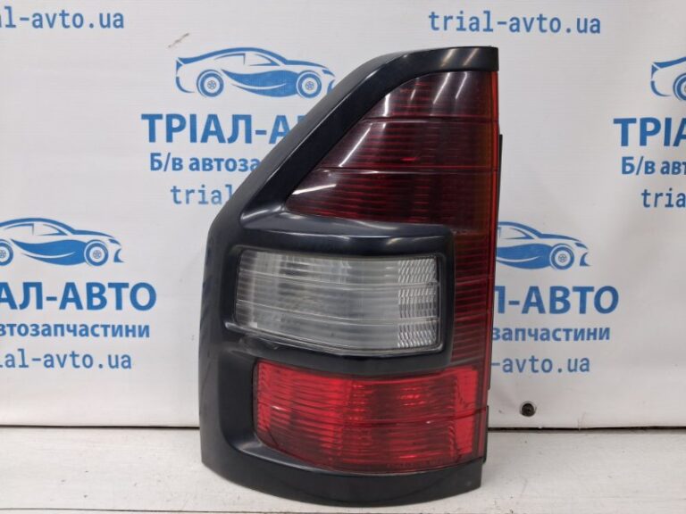 Фонарь задний внешний левый Mitsubishi Pajero Wagon 1999-2006 MR548041 (Арт. 71065)