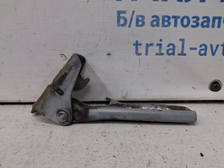 Петля капота левая Mitsubishi Pajero Wagon 1999-2006 MR292043 (Арт. 71077)