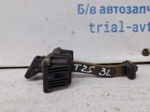 Ограничитель двери задний левый Toyota Avensis 2002-2010 6863005040 (Арт. 71280)